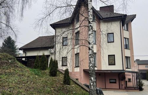 Отдых в доме "Hvoya house" со скидкой 30% в Колодищах